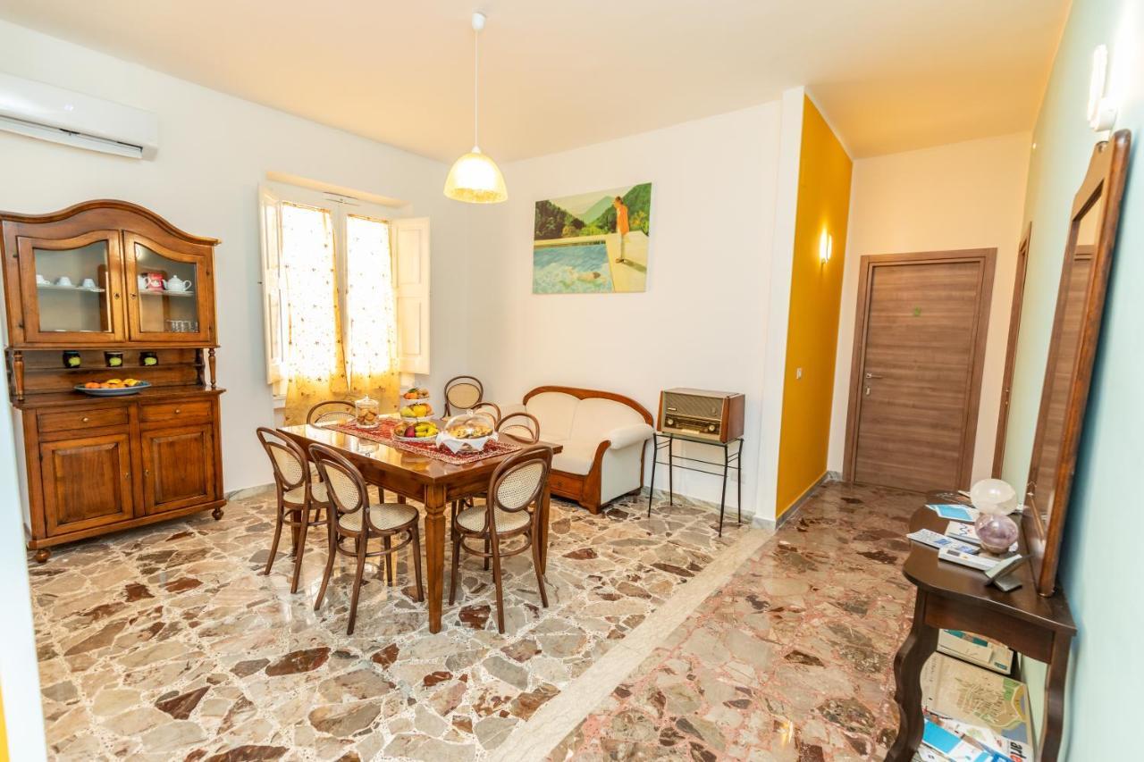 לינה וארוחת בוקר בארלטה Casa Duconte מראה חיצוני תמונה